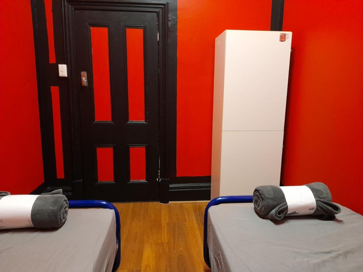 Ozi Inn Backpackers - Perth - Eksteriør bilde
